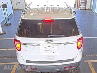 2019 Ford Explorer XLT - miniatura 5