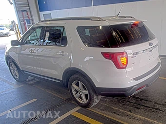 2019 Ford Explorer XLT - miniatura 6