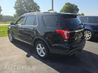 2019 Ford Explorer XLT - miniatura 2