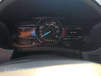 2019 Ford Explorer XLT - miniatura 9