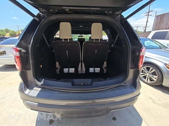 2019 Ford Explorer XLT – miniatura 15