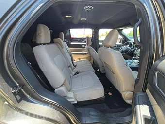 2019 Ford Explorer XLT – miniatura 17