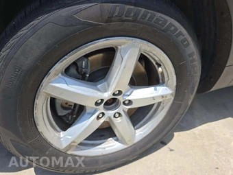 2019 Ford Explorer XLT – miniatura 26