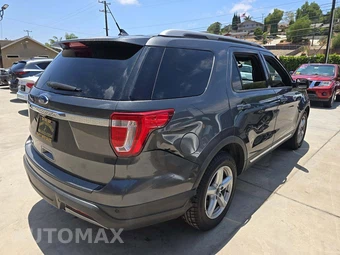 2019 Ford Explorer XLT – miniatura 3