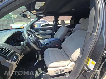 2019 Ford Explorer XLT – miniatura 6