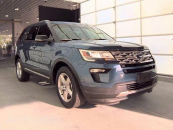 2019 Ford Explorer XLT – miniatura 3