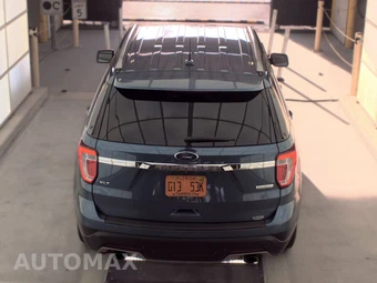2019 Ford Explorer XLT – miniatura 5