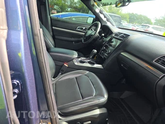 2019 Ford Explorer XLT – miniatura 8