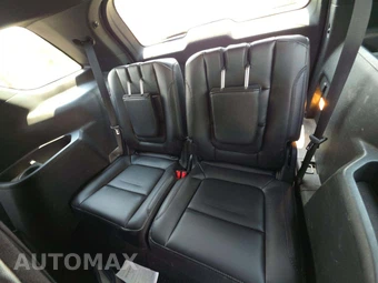 2019 Ford Explorer XLT - miniatura 11