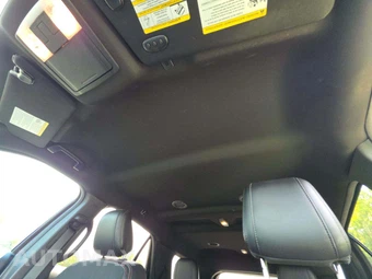 2019 Ford Explorer XLT - miniatura 8
