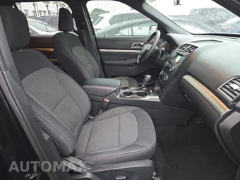 2019 Ford Explorer XLT – miniatura 8