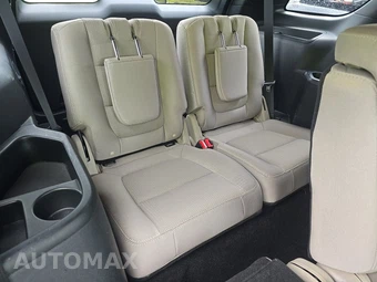 2019 Ford Explorer XLT – miniatura 14