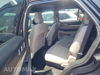 2019 Ford Explorer XLT - miniatura 13