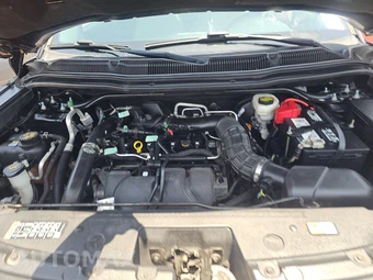 2019 Ford Explorer XLT - miniatura 16