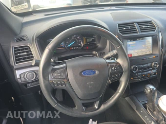 2019 Ford Explorer XLT - miniatura 10