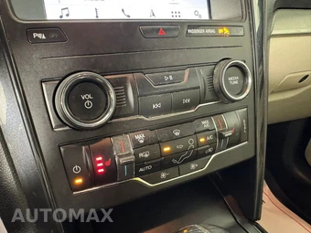2019 Ford Explorer XLT - miniatura 22