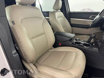 2019 Ford Explorer XLT - miniatura 34