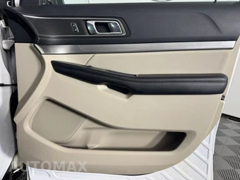 2019 Ford Explorer XLT - miniatura 42