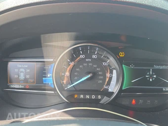2019 Ford Explorer XLT – miniatura 12