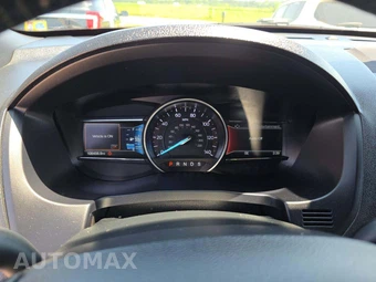 2019 Ford Explorer XLT – miniatura 9