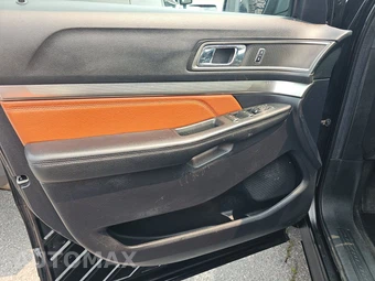 2019 Ford Explorer XLT – miniatura 9