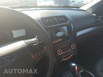 2019 Ford Explorer XLT – miniatura 11