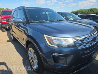 2019 Ford Explorer XLT – miniatura 3