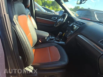 2019 Ford Explorer XLT – miniatura 8