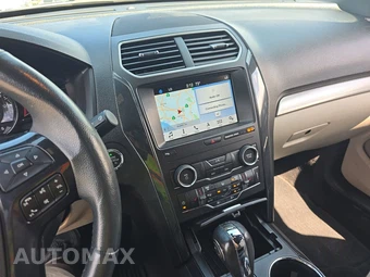 2019 Ford Explorer XLT – miniatura 11