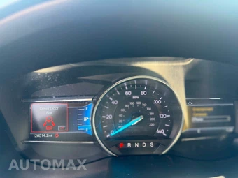 2019 Ford Explorer XLT - miniatura 16