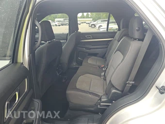2019 Ford Explorer XLT - miniatura 13
