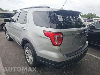 2019 Ford Explorer XLT - miniatura 6
