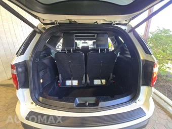 2019 Ford Explorer XLT - miniatura 15
