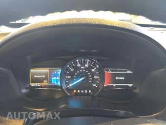 2019 Ford Explorer XLT - miniatura 9