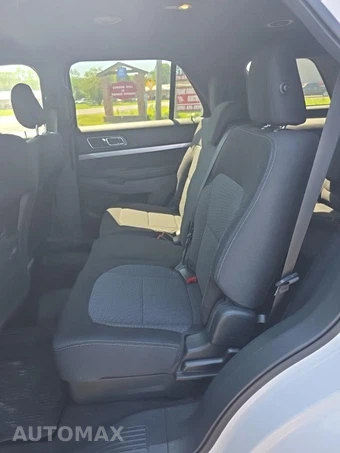 2019 Ford Explorer XLT – miniatura 16