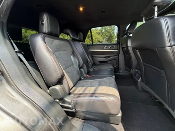 2019 Ford Explorer XLT – miniatura 18