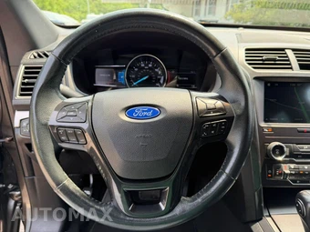 2019 Ford Explorer XLT – miniatura 23