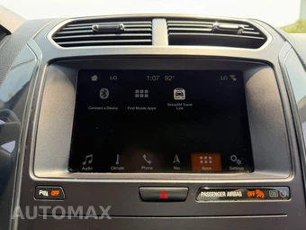 2019 Ford Explorer XLT – miniatura 26