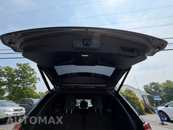 2019 Ford Explorer XLT – miniatura 36