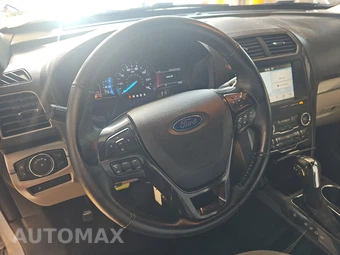 2019 Ford Explorer XLT - miniatura 10