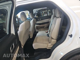 2019 Ford Explorer XLT - miniatura 13