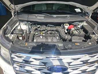 2019 Ford Explorer XLT - miniatura 16