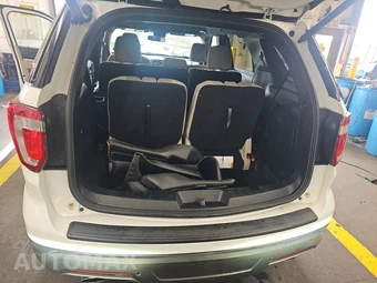 2019 Ford Explorer XLT - miniatura 17