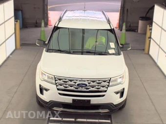 2019 Ford Explorer XLT - miniatura 2