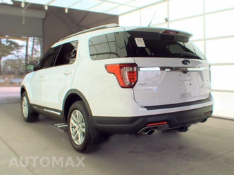 2019 Ford Explorer XLT - miniatura 6