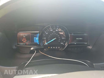 2019 Ford Explorer XLT - miniatura 9