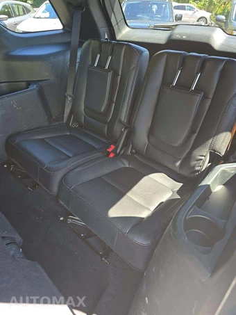 2019 Ford Explorer XLT - miniatura 14