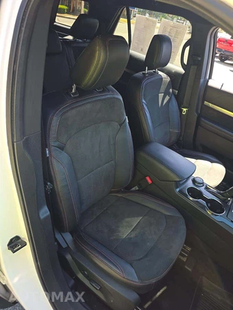 2019 Ford Explorer XLT - miniatura 19