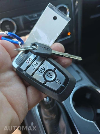 2019 Ford Explorer XLT - miniatura 8