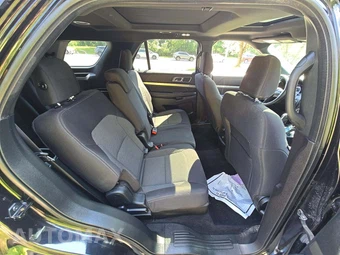 2019 Ford Explorer XLT - miniatura 17
